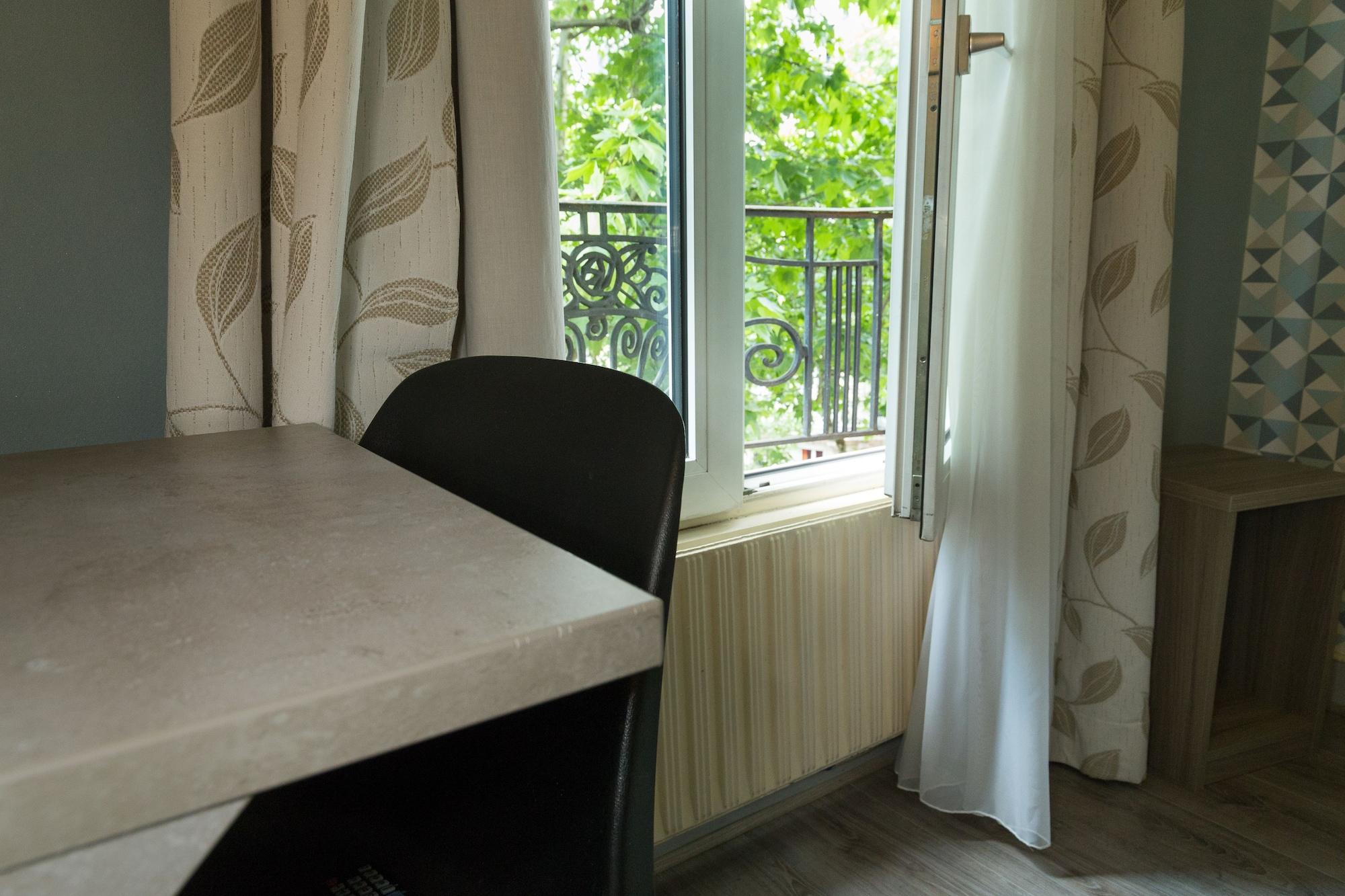 Panam Hotel Paris Gambetta- Place Gambetta-Mairie Du 20 Emme Eksteriør bilde