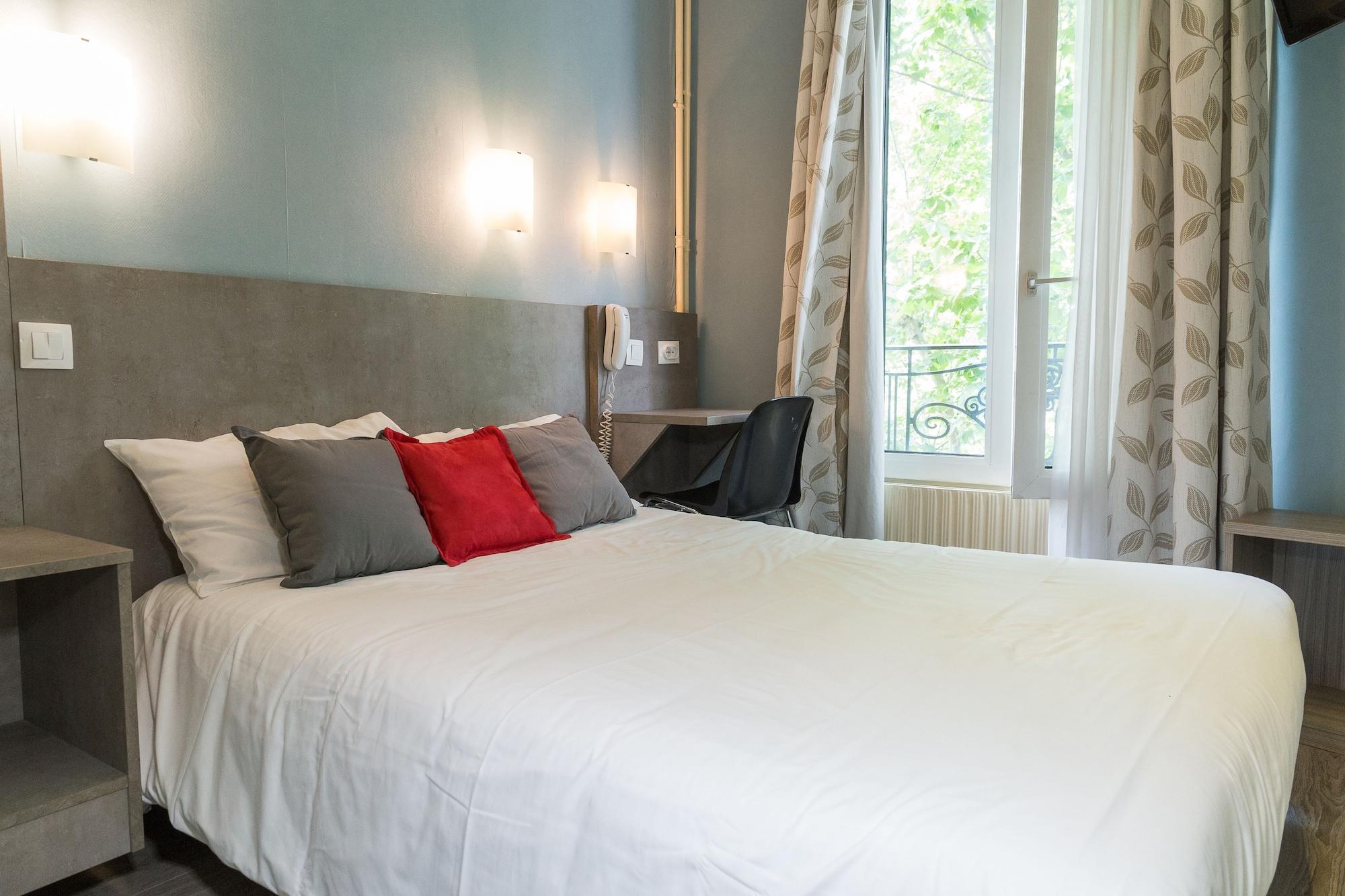 Panam Hotel Paris Gambetta- Place Gambetta-Mairie Du 20 Emme Eksteriør bilde