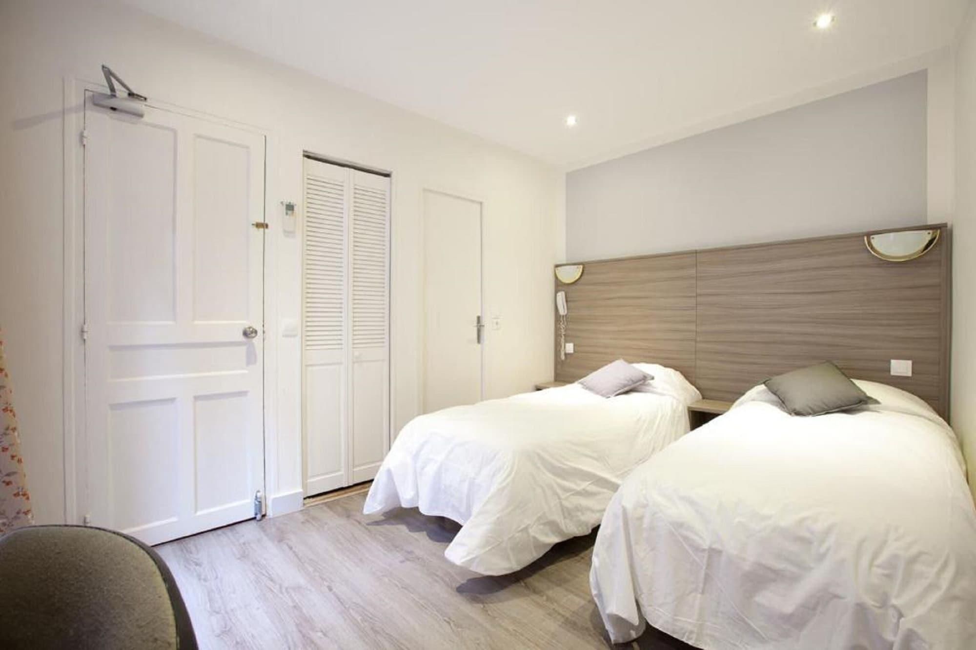 Panam Hotel Paris Gambetta- Place Gambetta-Mairie Du 20 Emme Eksteriør bilde