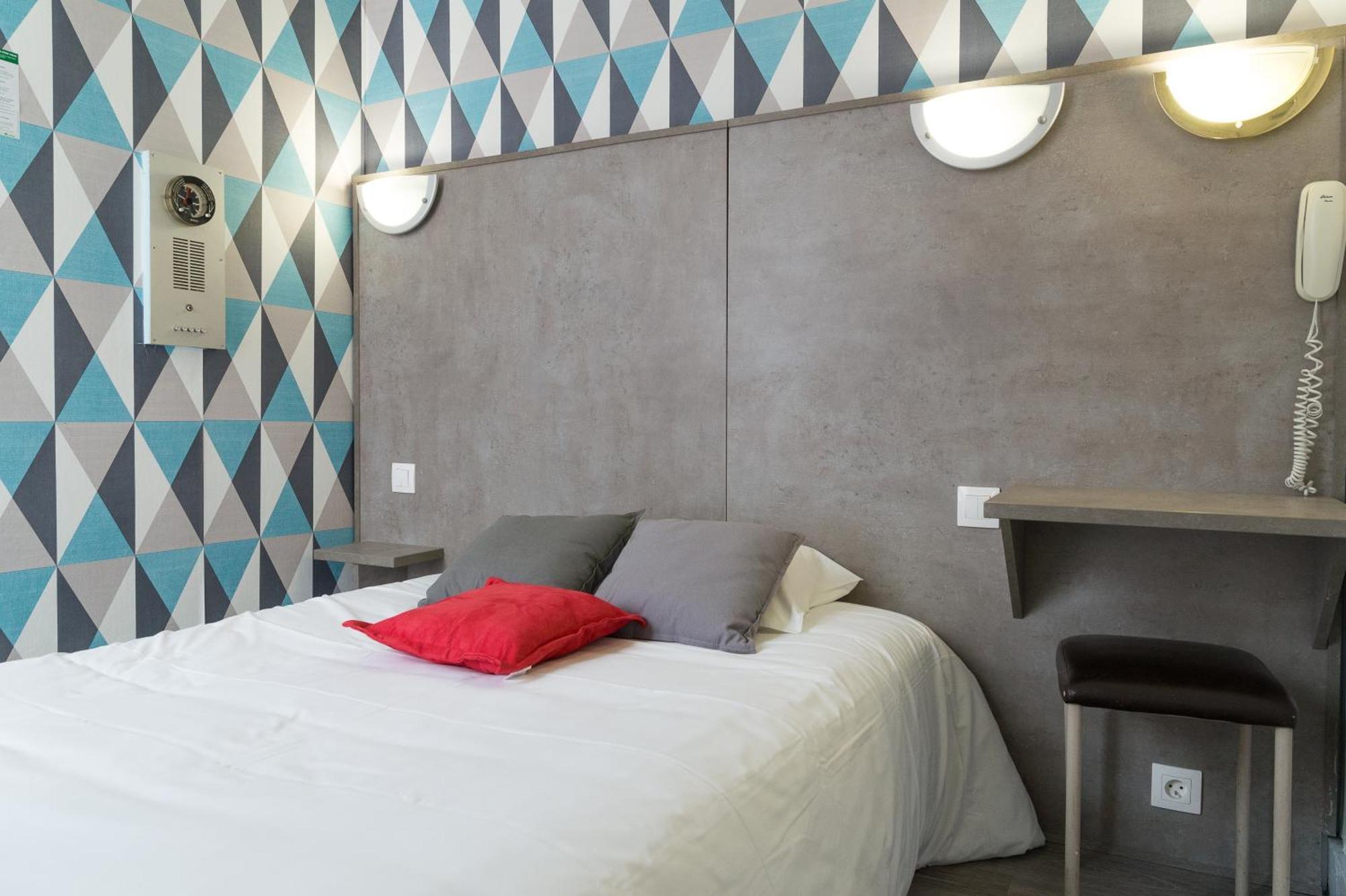 Panam Hotel Paris Gambetta- Place Gambetta-Mairie Du 20 Emme Eksteriør bilde