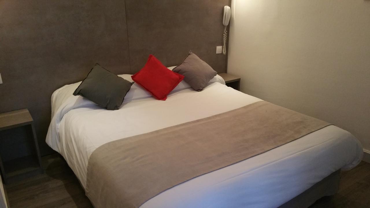 Panam Hotel Paris Gambetta- Place Gambetta-Mairie Du 20 Emme Eksteriør bilde